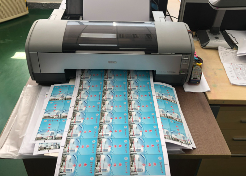 Leere, mit Tintenstrahldruckern bedruckbare PVC-Karten
